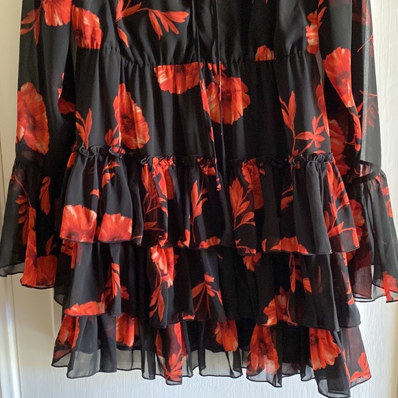 Forever 21 contemporary floral, tiered, ruffle dress - Picture 6 of 12